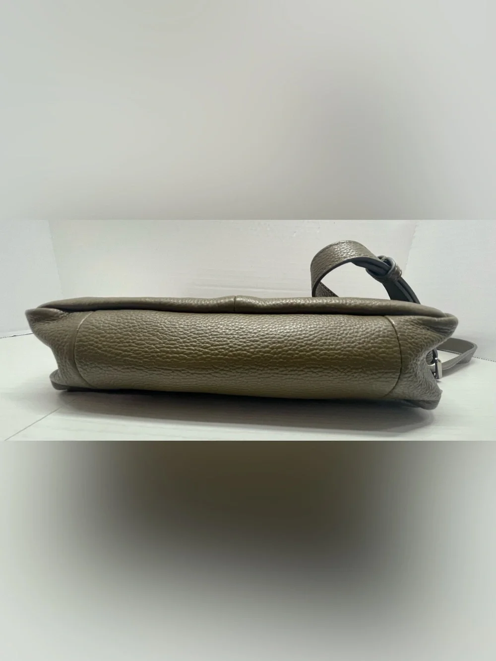 VINCE CAMUTO “Miles” Leather Crossbody Bag - Olive Green